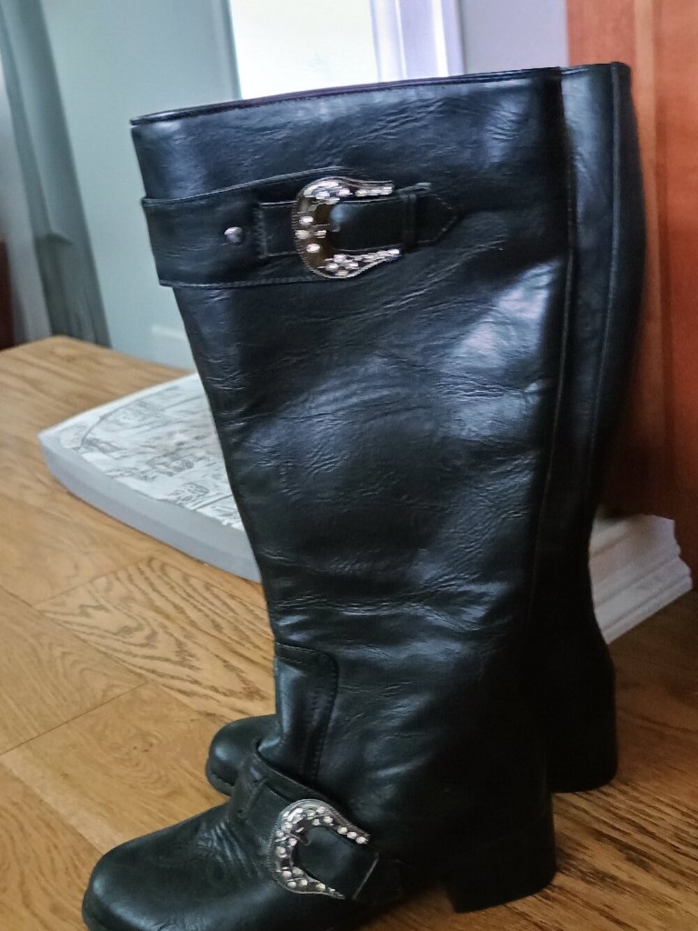 Black Roper Boots with Rhinestone Buckles - Picture 5 of 9